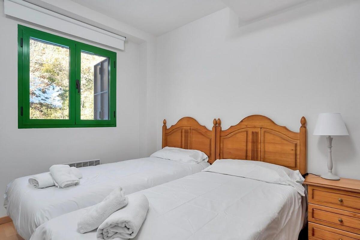 Argualas Triplex Con Piscina 潘蒂科萨 外观 照片