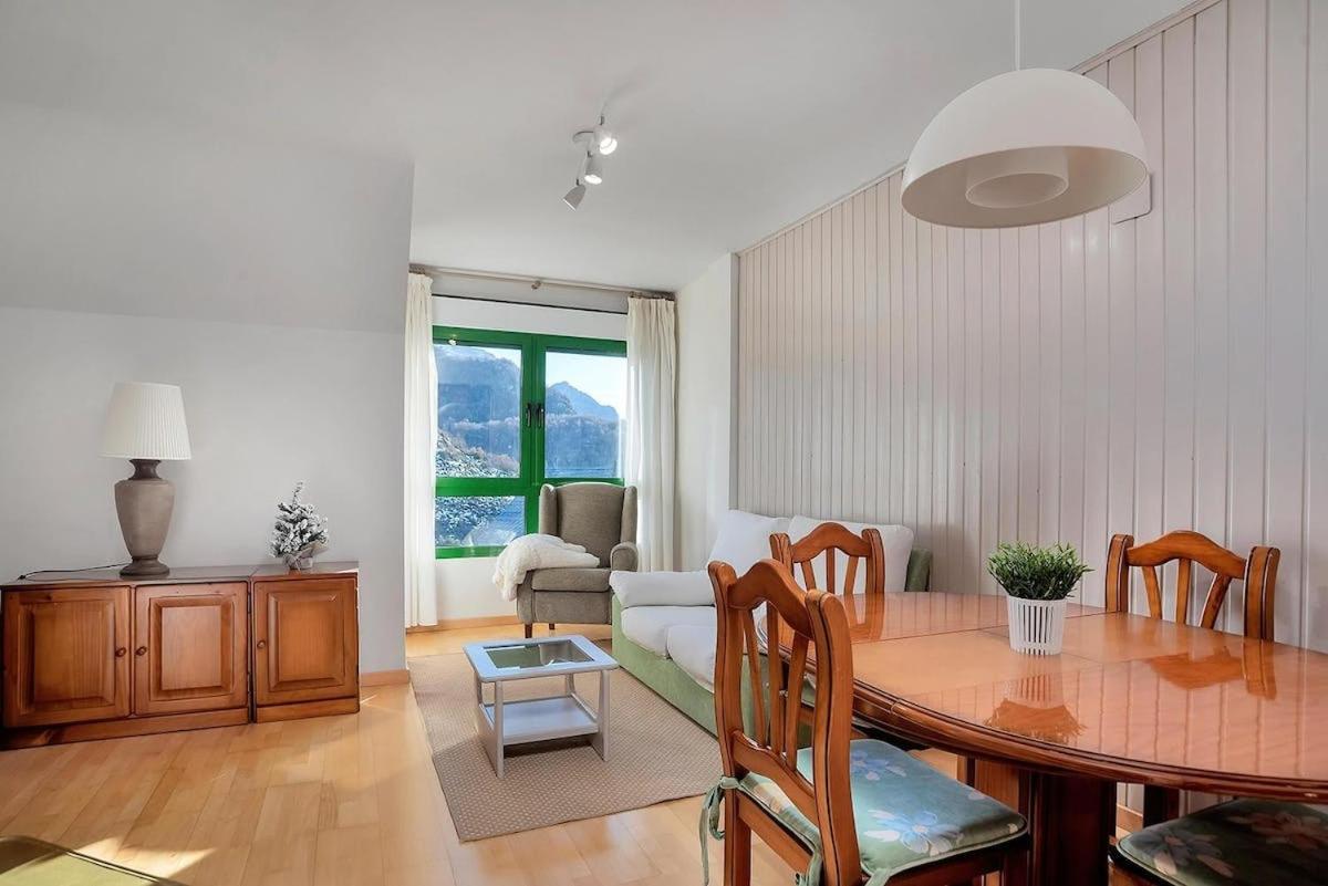 Argualas Triplex Con Piscina 潘蒂科萨 外观 照片