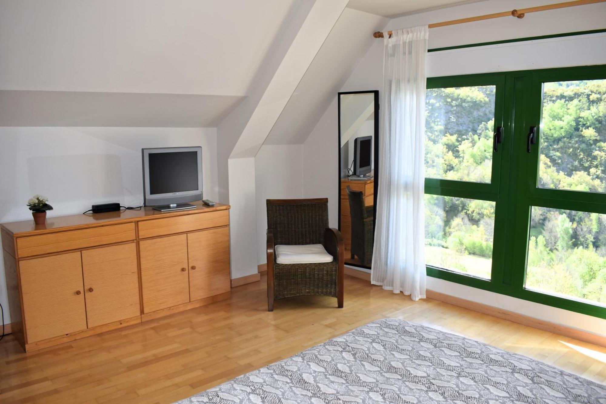 Argualas Triplex Con Piscina 潘蒂科萨 外观 照片